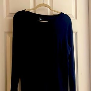 Gap Navy long sleeve tee-shirt